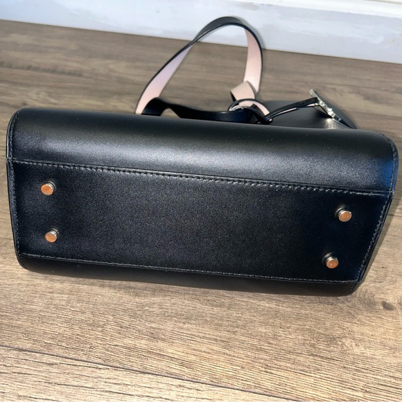 Kate Spade Black Scallop Tote - Picture 4 of 4